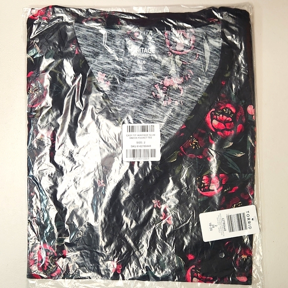 ❤️NWT VINTAGE TORRID TEE - FLORAL PRINT POCKET TEE - SOFT COTTON - PLUS SIZE - Picture 4 of 14